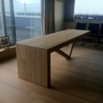 moderne-tafel-in-olen