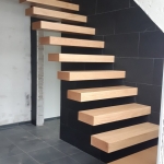 trap met zwevende tredes